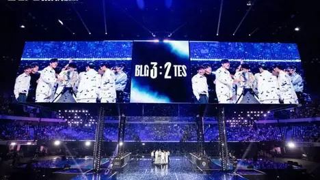 FPX夺冠核心解析：版本理解、团队协作与战术执行如何铸就电竞战队辉煌-必威电竞